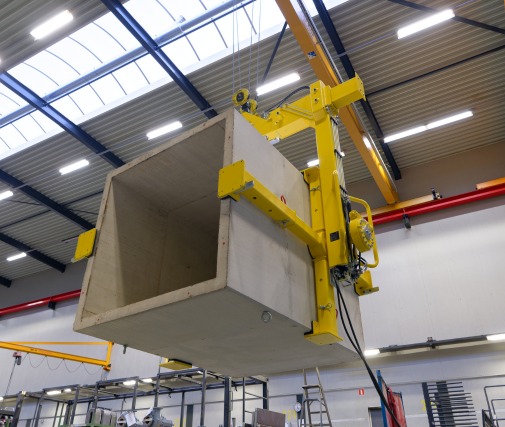 Hijsmiddel voor elementen in de productie, veilig tillen en verplaatsen